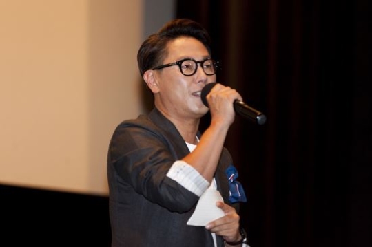 윤종신은 뭔 죄냐… ‘논란’ 후쿠시마 공연 대타 참여  