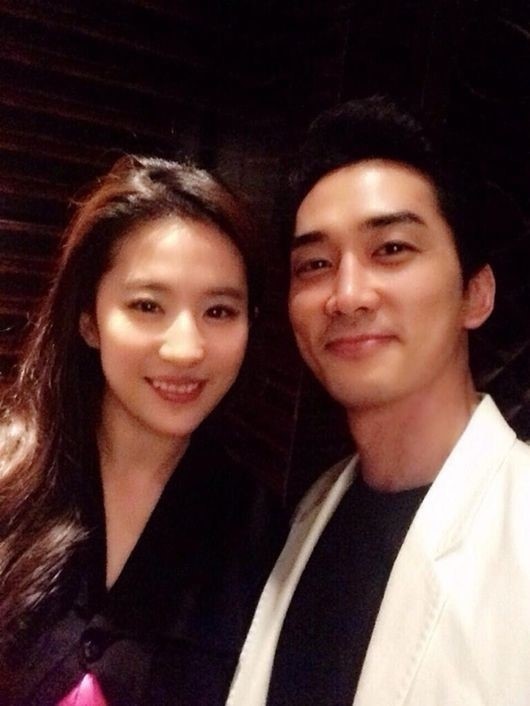 “송승헌, 유역비 별장서 밤 보내” 중국발 핑크빛 열애설  