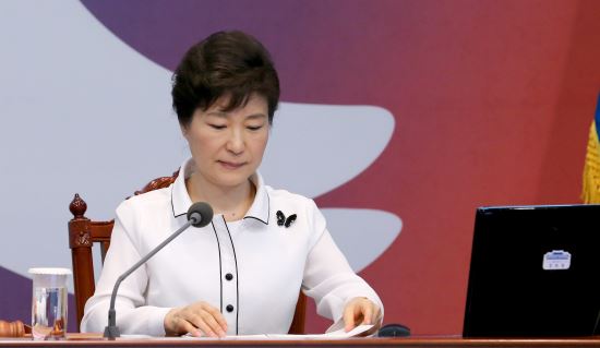 朴대통령, 오늘 오전10시 대국민 담화...질의 응답없이 생중계  