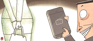 ‘음탕한 학원장’… 여제자들 치마 속 ‘몰카’ 찍다 벌금형  