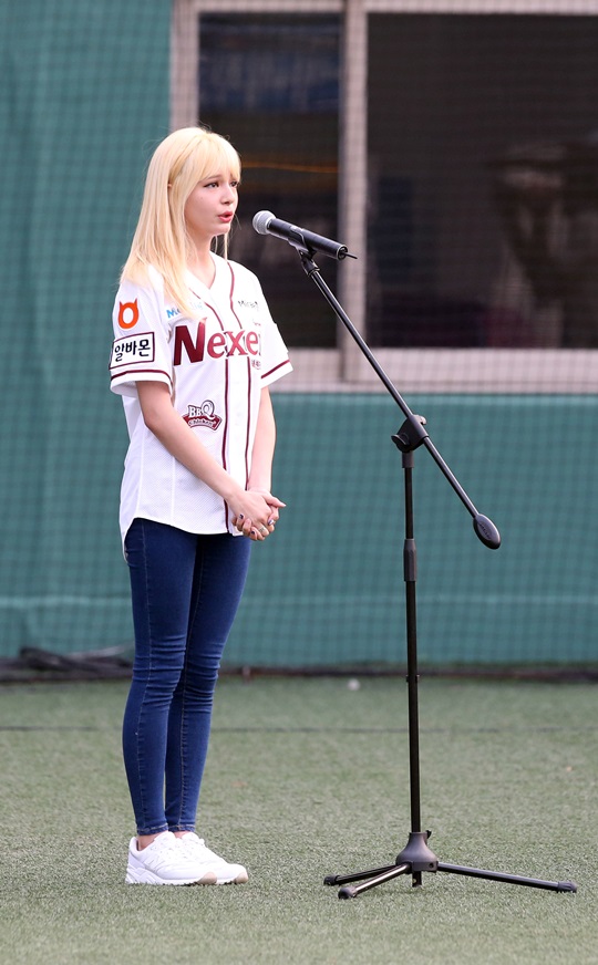 ‘매의 눈’ 혼혈가수 샤넌의 반전 시구…가녀린 몸에서 저런 힘이?  