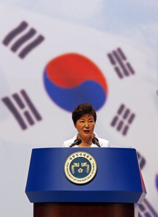 Ӵ  ޽ 롤м ο ̷   Ż翡  Ϻ ൿ ˱  
