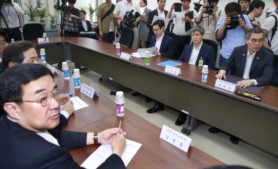 “LH, 영구임대아파트 계속 관리한다”…민간위탁 안하기로  