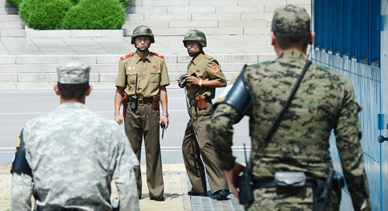 ‘김관진·황병서 판문점 만남’ 현정부 들어 최고위급 남북접촉  