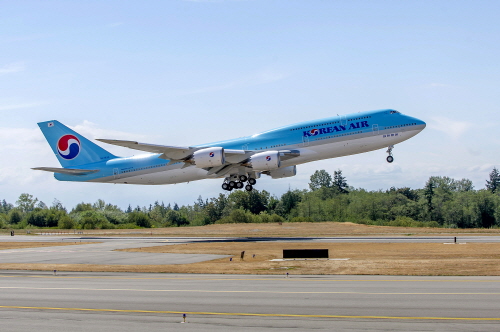 װ,   մ B747-8i  ù   