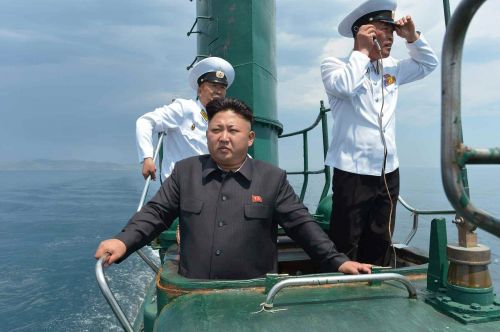 “또 하나의 경이적인 성과” 北, 해군절 맞아 ‘잠수함 탄도탄’ 발사 성공 선전  