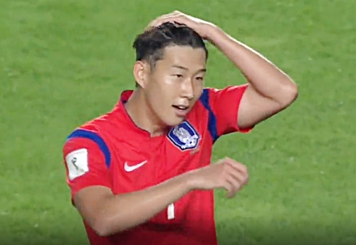 [라오스전] 손흥민 해트트릭… 대한민국 8 : 0 라오스  