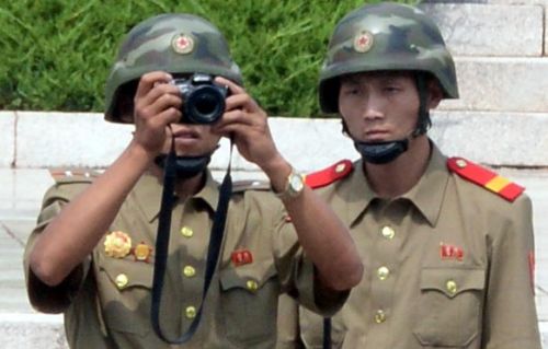軍 “북한군 출신 탈북자들로부터 북한군 전술 파악중”  