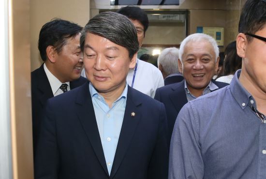 “안철수·소장파의 공통점은 정풍운동” 말은 같은데 방향은 달라  