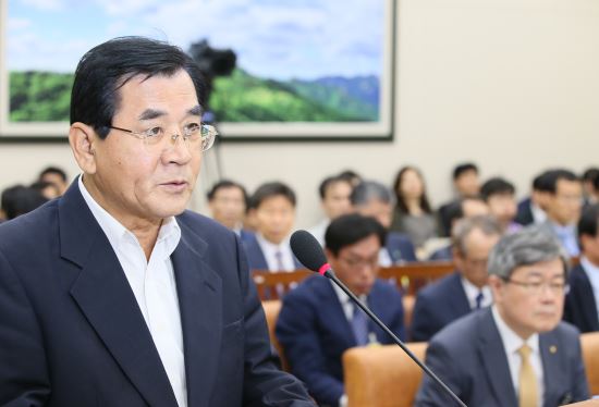 김대환 “사퇴-복귀 과정 2400만원 국가업무보조사례금 문제 있으면 반납”  