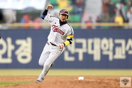 LG, ‘음주운전’ 정성훈에 벌금 1000만원 징계  