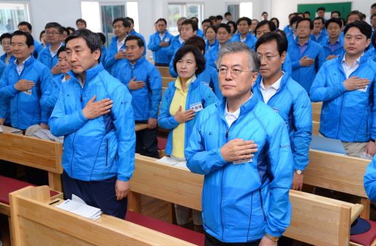 “문재인 재신임 내일 오후4시 판가름” 비주류,연석회의서 반대땐 장기 표류  