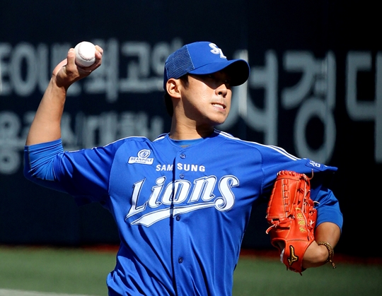 “쑥쓰럽구만~” 윤성환, 5이닝 7실점으로 승리 요건 충족  