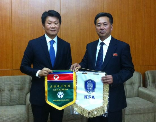 정몽규 축협회장, 평양 방문 때 남북 축구교류 제안  