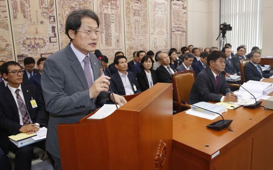 “교육현장만큼은 이념 청정지역이 됐으면...” 교문위, 역사교과서 국정화 논란  