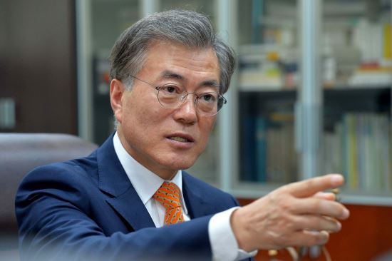 “단합은 우리의 차이를 크게 품는 것” 문재인 “혁신은 우리 자신을 버리는 것”  