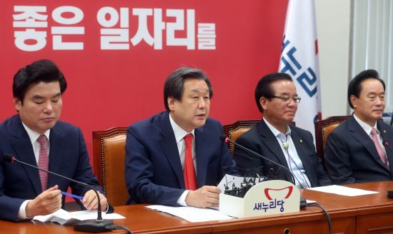 김무성·친박계, 안심번호제 대충돌...한치 양보없는 격론  