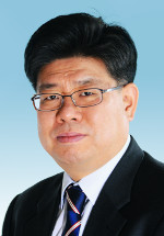 [현장기자-한장희] 참을 수 없는 가벼움… 김만복 전 국정원장의 ‘입’  