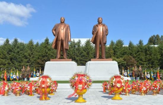 “북 노동당 70년, 김씨 일가 독재체제 구축” 핵.로켓 개발로 국제사회 고립 자초  