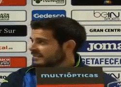 [영상] “FC바르셀로나 이불킥 뻥뻥”… 핵뻘쭘한 핼러윈 장난 실패 기사의 사진