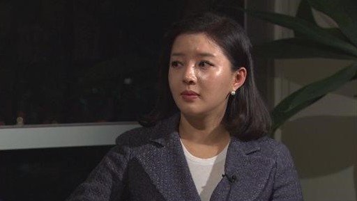 도도맘 또 인터뷰 “강용석 이상한 사람 아냐, 인연 후회 안해” 기사의 사진