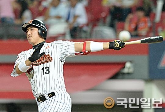 KBO, Ȳ MLB   û  5 ǥ   
