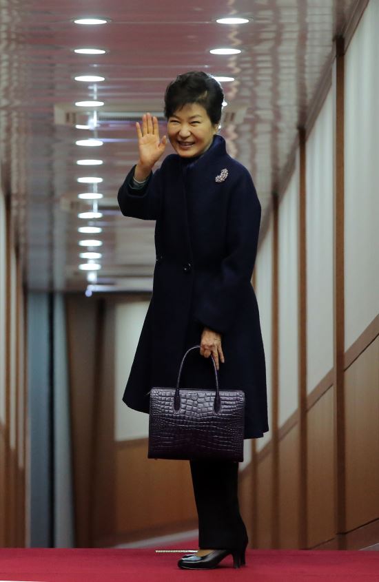朴대통령, 첫 V4 정상회의 참석...V4란?  