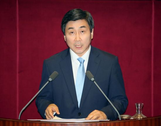 이종걸 “문재인·안철수 기득권 내려놓고 창당 수준 다시 시작해야”  