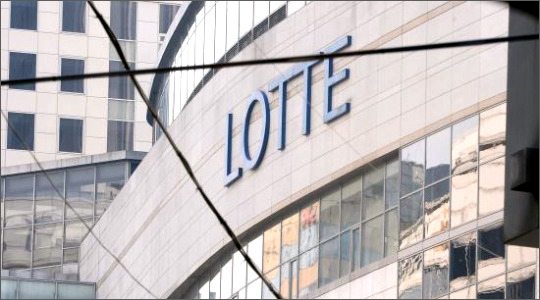 “그대는요, 따라하기 끝판왕!” 공포의 롯데 카피캣… 페북지기 초이스  