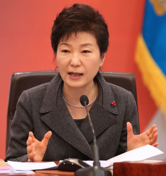 Ӵ, 뵿 ó йڰ ϵ  