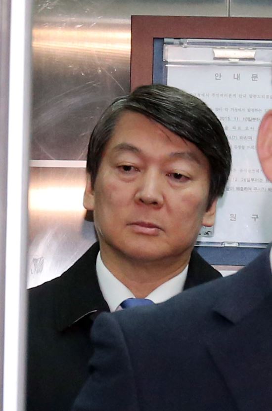 ö Ż  樱 ⷷλ  ⸶ λ  
