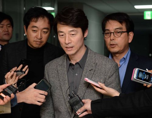 [긴급] ‘안철수 측근’ 송호창, 탈당 안한다…새정치연합 잔류 결심 굳혀  