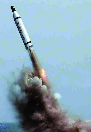 [ 4 ٽ]    Գ , SLBM     
