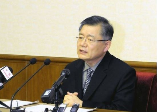  ,  Ϸ 8ð 뵿  