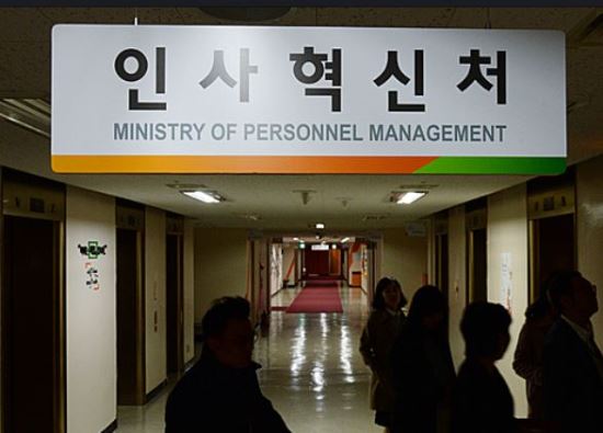  ,   20.6...10ϸ 롱  