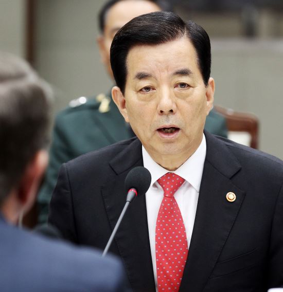 한민구 “軍, 北 장거리미사일에 능동적 대처할 것”지시  