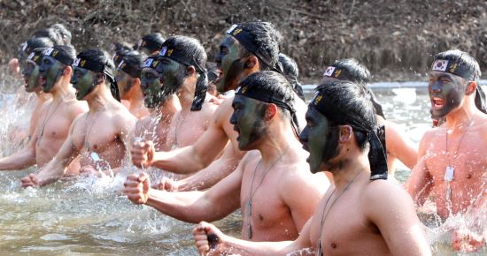  ӿ Ҹ ʴ´١ Ư    Ʒ  