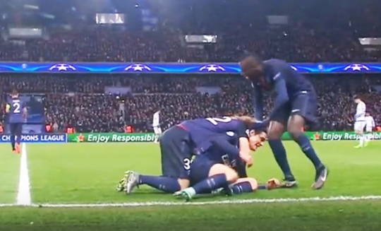 ĸ , ÿ ġ UEFA è 8    