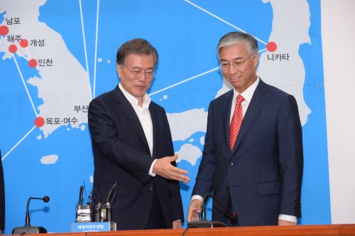 ö , ݴ  εСü   ̳ġ  