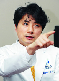 [명의&인의를 찾아서-(52) 세브란스심장혈관병원 주현철 교수팀] 초응급 대동맥 파열 환자 살리는 드림팀 기사의 사진