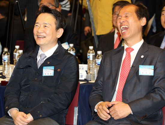“이웃이 형제가 됐다”…경기·강원 인접 9개 지자체 상생협력토론회  