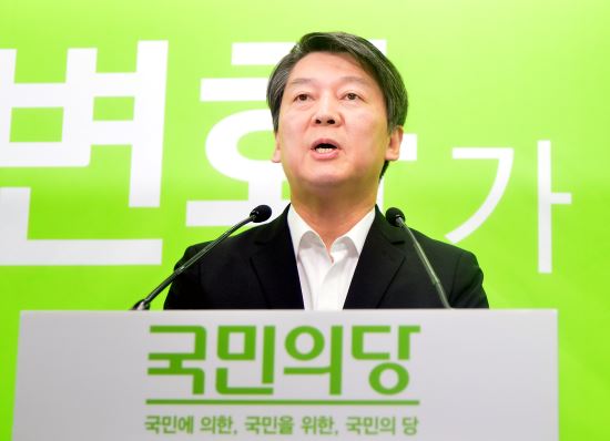 []ö ó  ѹѹ ɾڴ١  