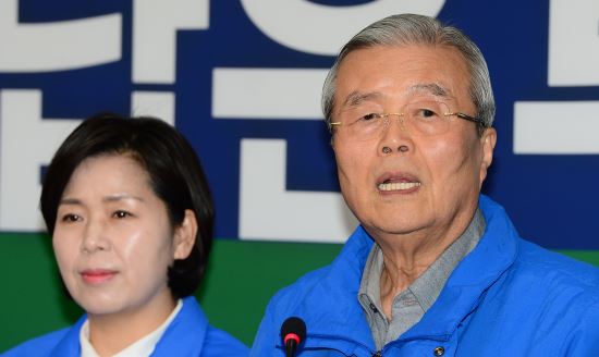 김종인 “광주 유권자 굉장히 상처입은 것 같다...상황 예사롭지 않다”  