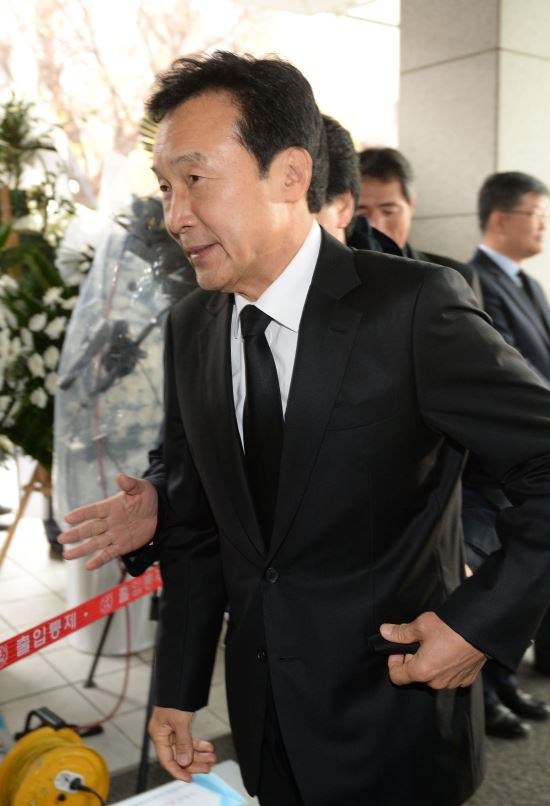 손학규, 더민주 지원 유세 안나간다...“정계은퇴한 몸”  