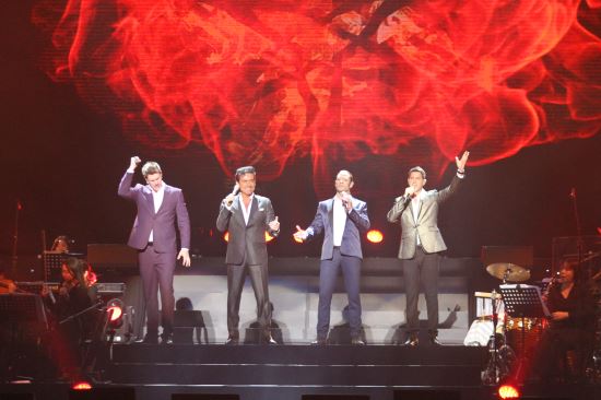 '팝페라 계 비틀스' 일 디보(Il Divo) 내한, 