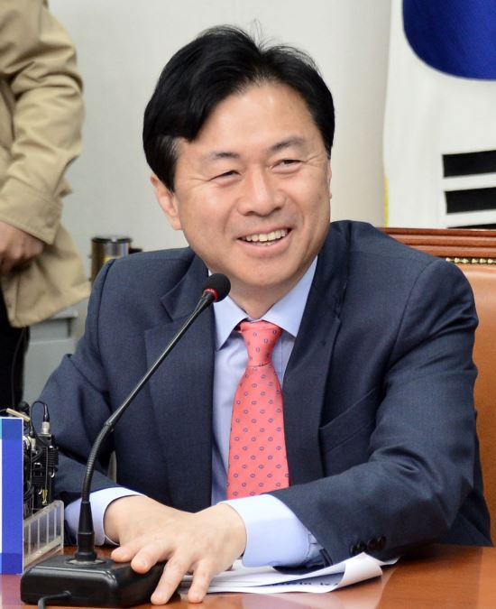  迵 ȸǿ  30% 谨   