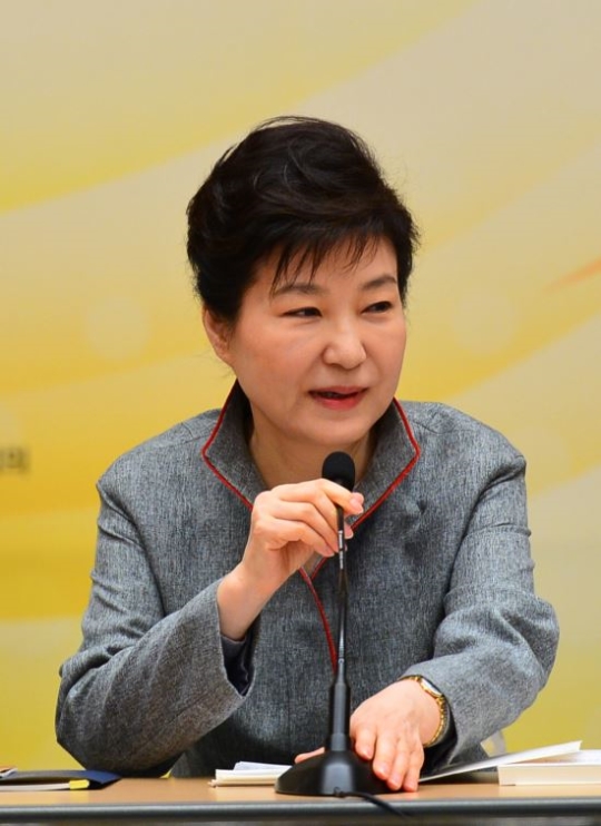 대통령 전월세상한제 등 급제동-'전세난을 어쩌나'  