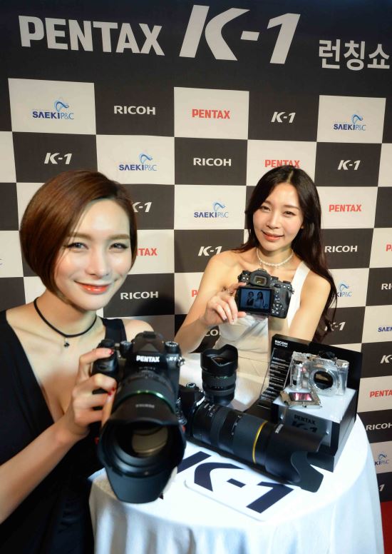 P&C Ź DSLR K-1 Ī  