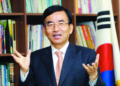 “예수의 증인 만드는 전도법, 한국교회와 나누고 싶어요”  