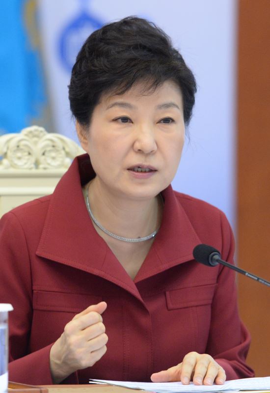 박 대통령, 22개월만의 여야 원내지도부 회동... 성과 도출할까  